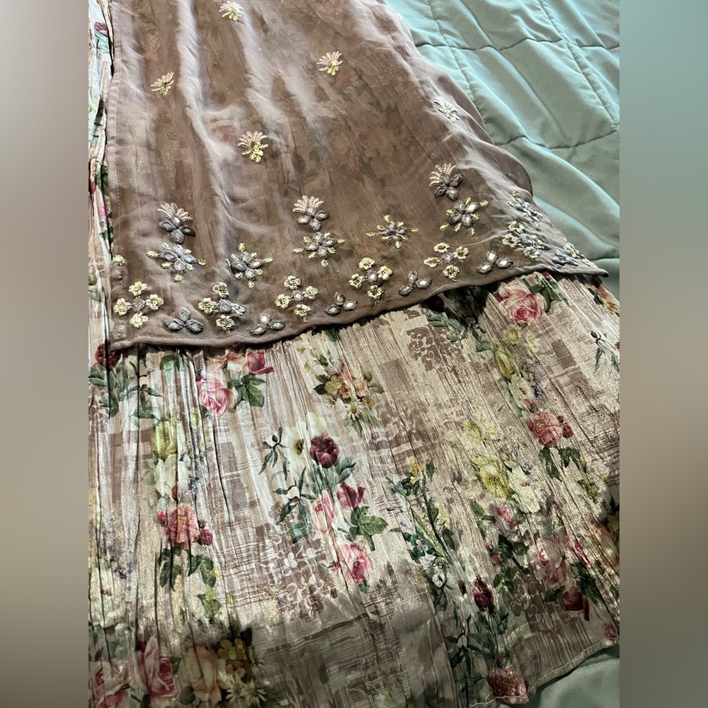 Floral Indian Crop Top Indo Western Outfit - Picture 7 of 14
